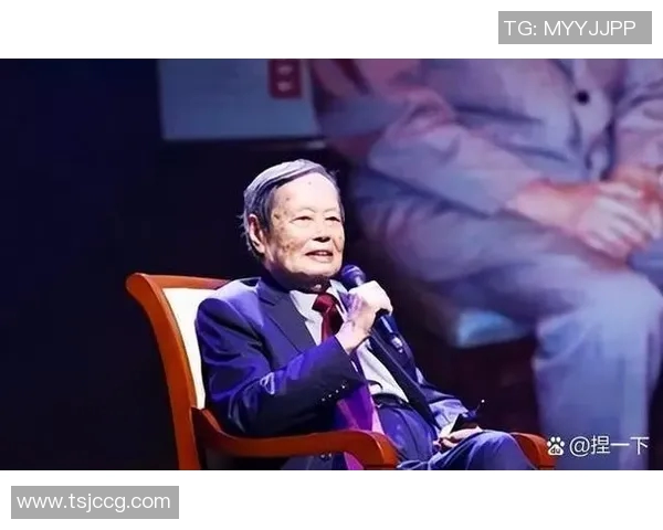 何思雨的成长之路与人生哲学探索:从平凡到卓越的心灵旅程 何思雨的成长之路与人生哲学探索:从平凡到卓越的心灵旅程